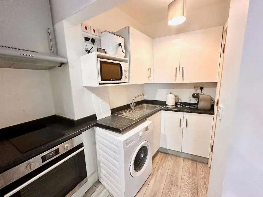 Charming Studio Apartment In Lee London